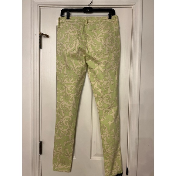 🔥🔥Priced to go! 3 pair bundled khakis in gray / khaki / patterned cream/green! - Picture 6 of 8
